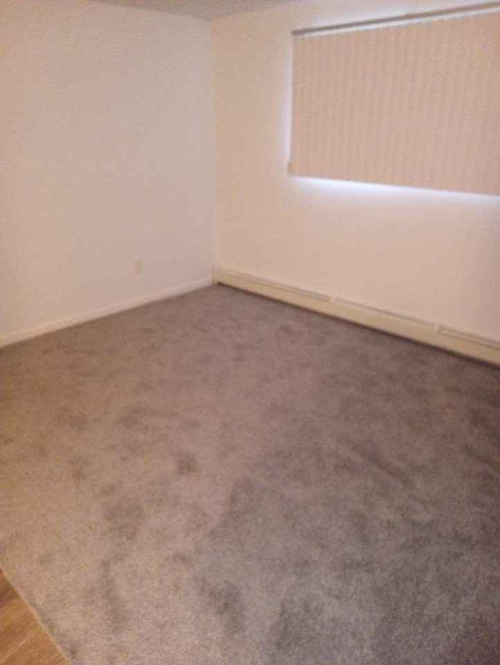 15212 Maple Park Dr #1 - Photo 6 of 14