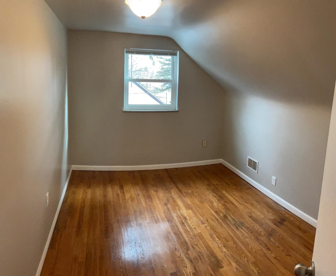 530 Western Row Rd #1 - Photo 4 of 29