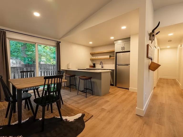 3828 N Angelo Ln #7 - Photo 3 of 9