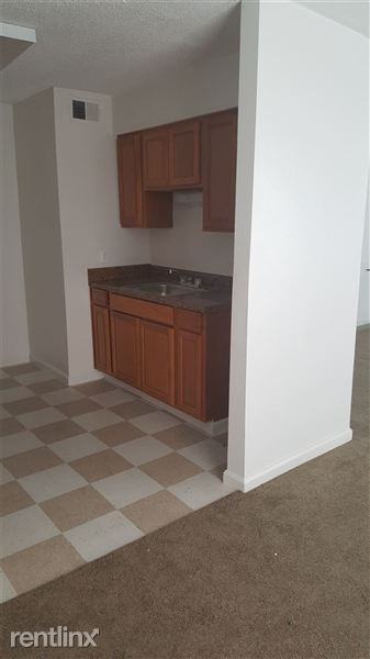 Willow Creek Apartments - Photo 3 of 6