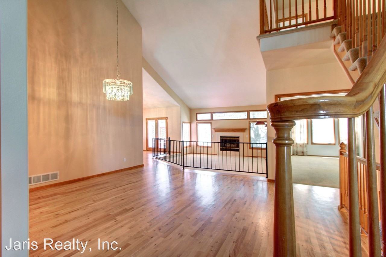 388 W Prestwick Way - Photo 3 of 29