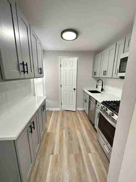 195 Valley Rd #2 - Photo 2 of 8