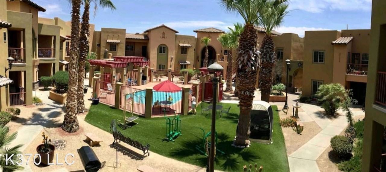 1320 Avenida de Mesilla - Photo 3 of 16