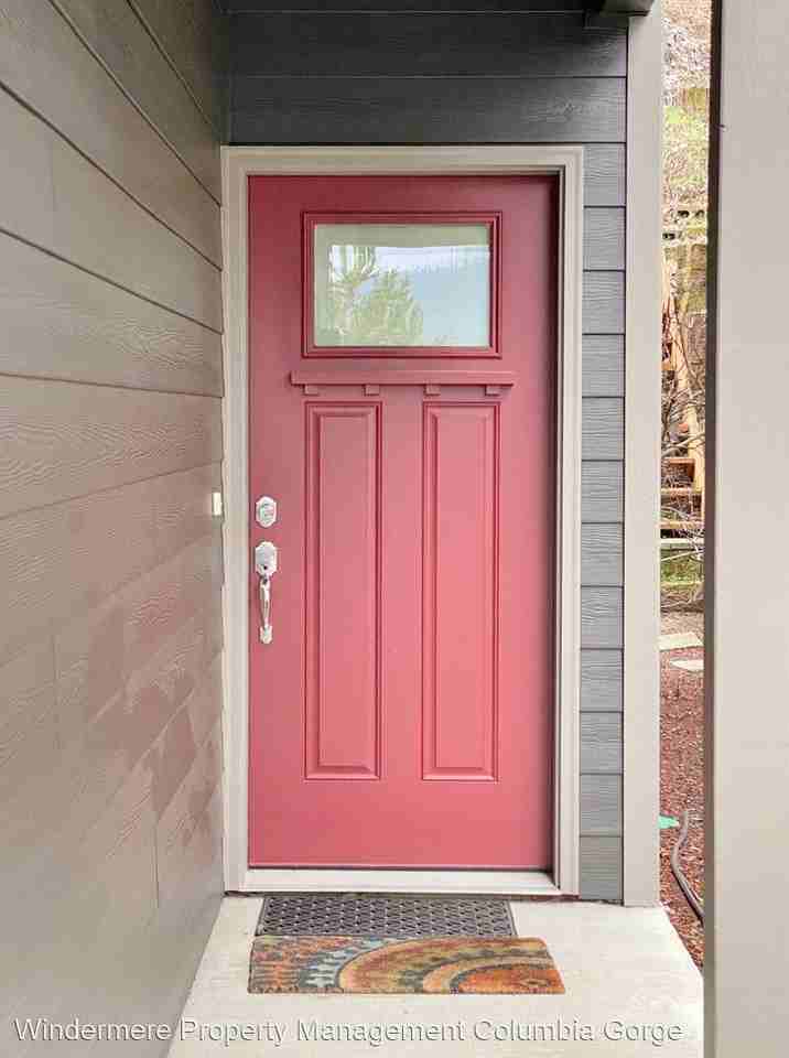 107 Ingram Pl - Photo 2 of 19