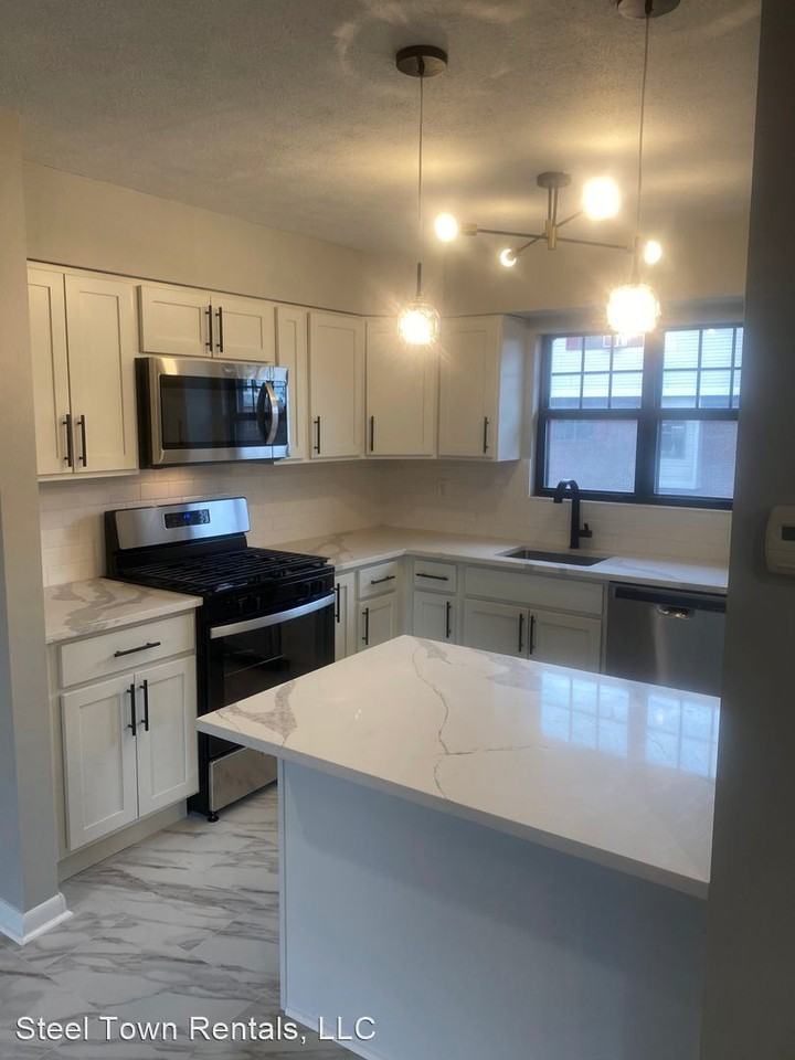 115 Longfellow Ct - Photo 2 of 28