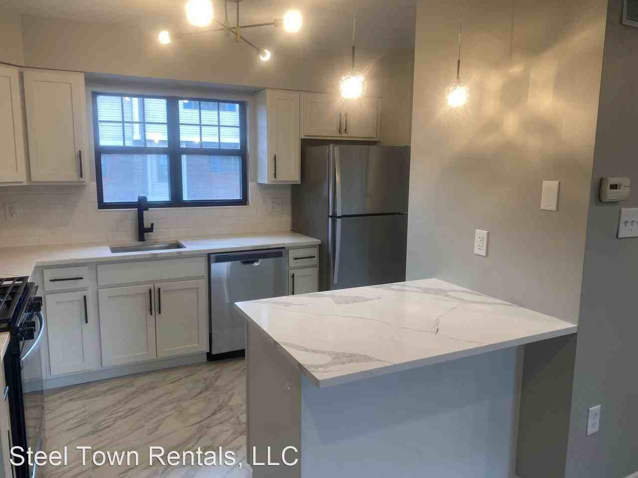 115 Longfellow Ct - Photo 3 of 28