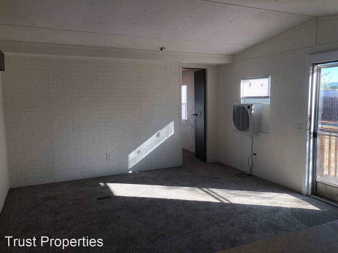 5215 Central Ave - Photo 3 of 6