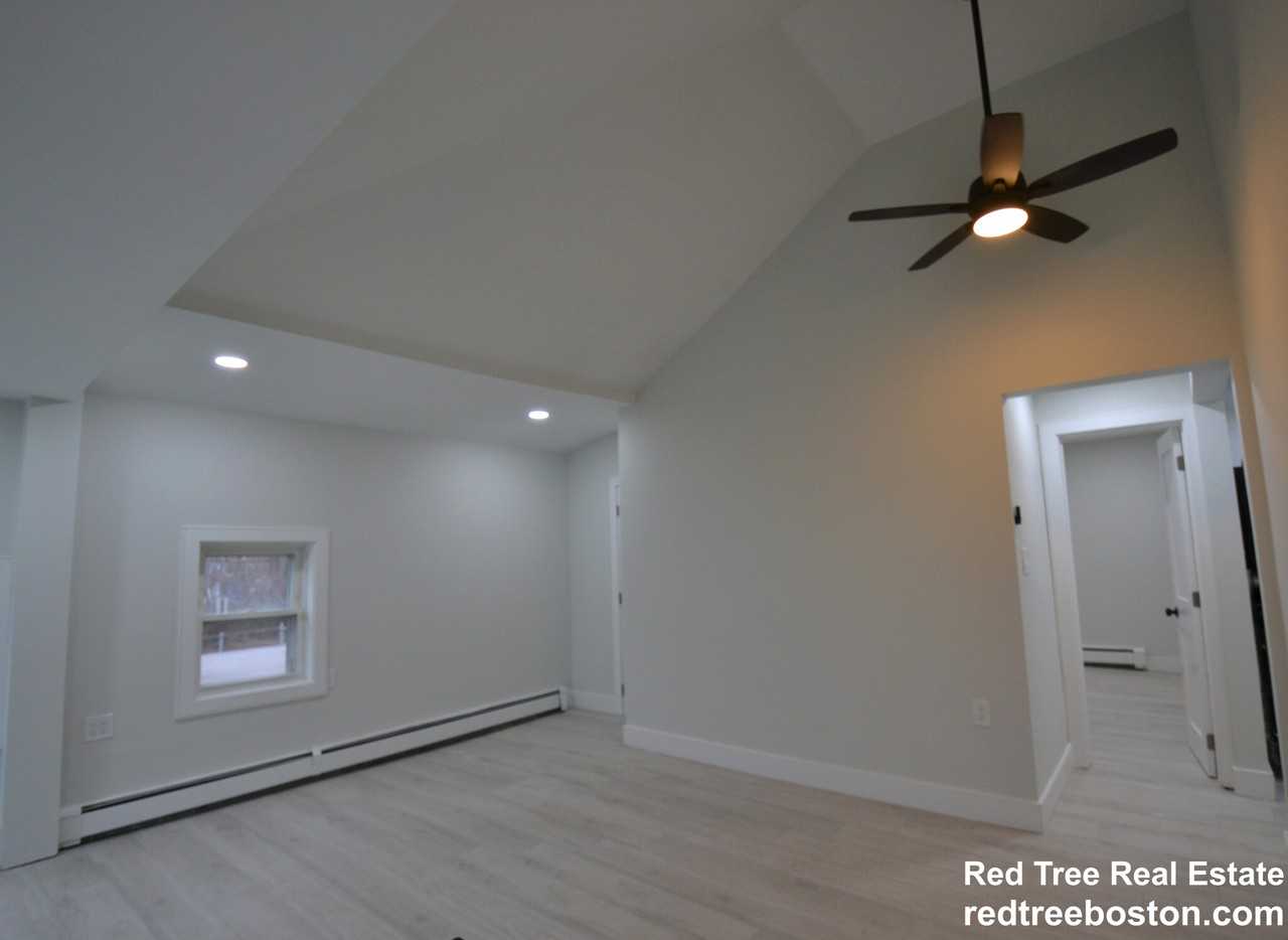 15 Avalon St - Photo 2 of 16