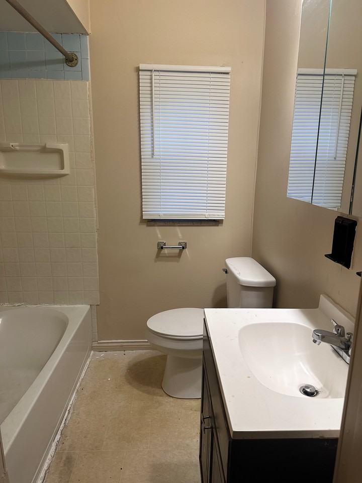 1181 Lilley Ave - Photo 2 of 16