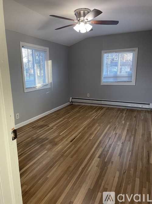 112-114 14Th St N - Photo 2 of 9