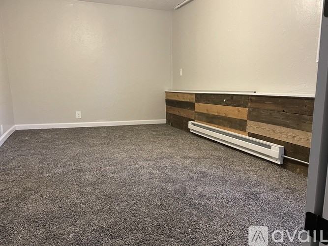 112-114 14Th St N - Photo 7 of 9