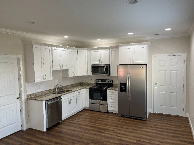 102 Oak Ln #A - Photo 3 of 11