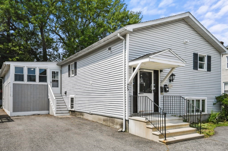 25 Carver St #1 - Photo 2 of 17