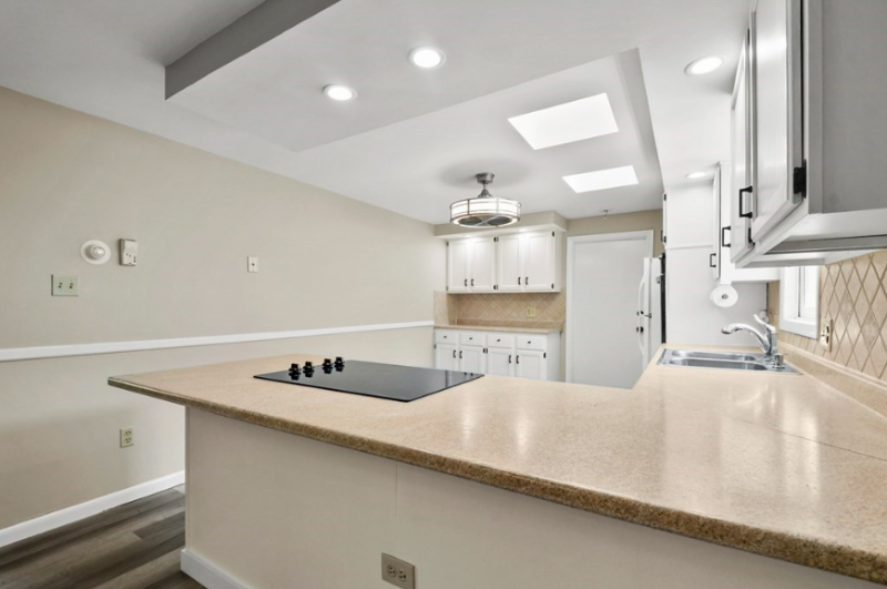 25 Carver St #1 - Photo 3 of 17