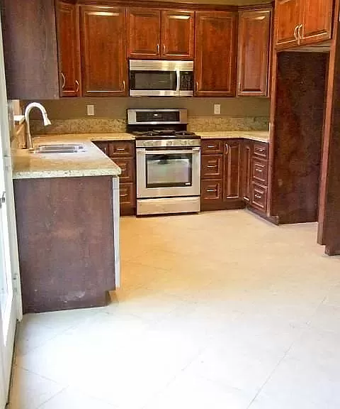 2761 2nd Ave - Photo 2 of 5