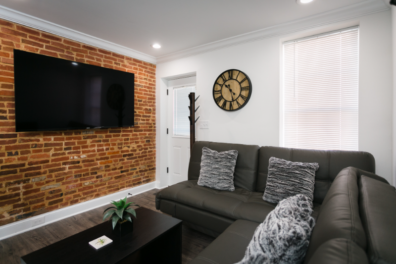 819 Mangold St - Photo 2 of 32