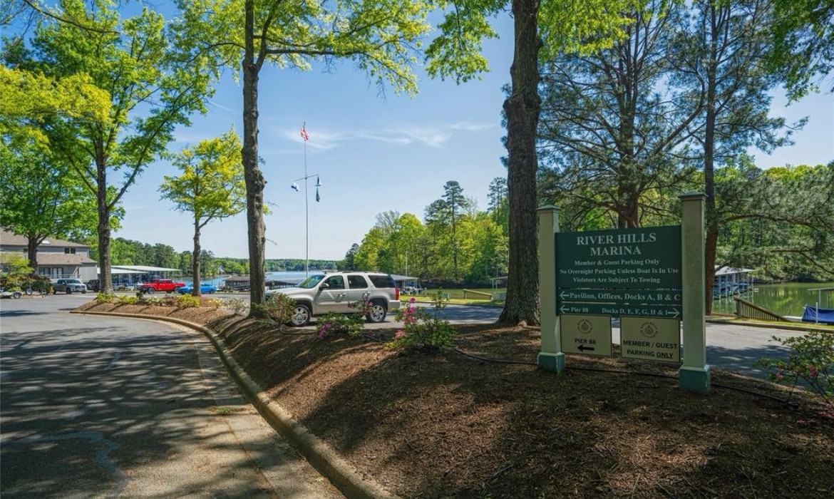 15 Marina Rd #15 - Photo 3 of 4