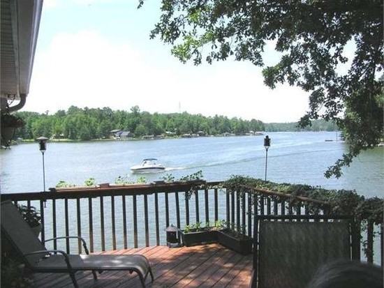 43 Lee Rd - Photo 2 of 9