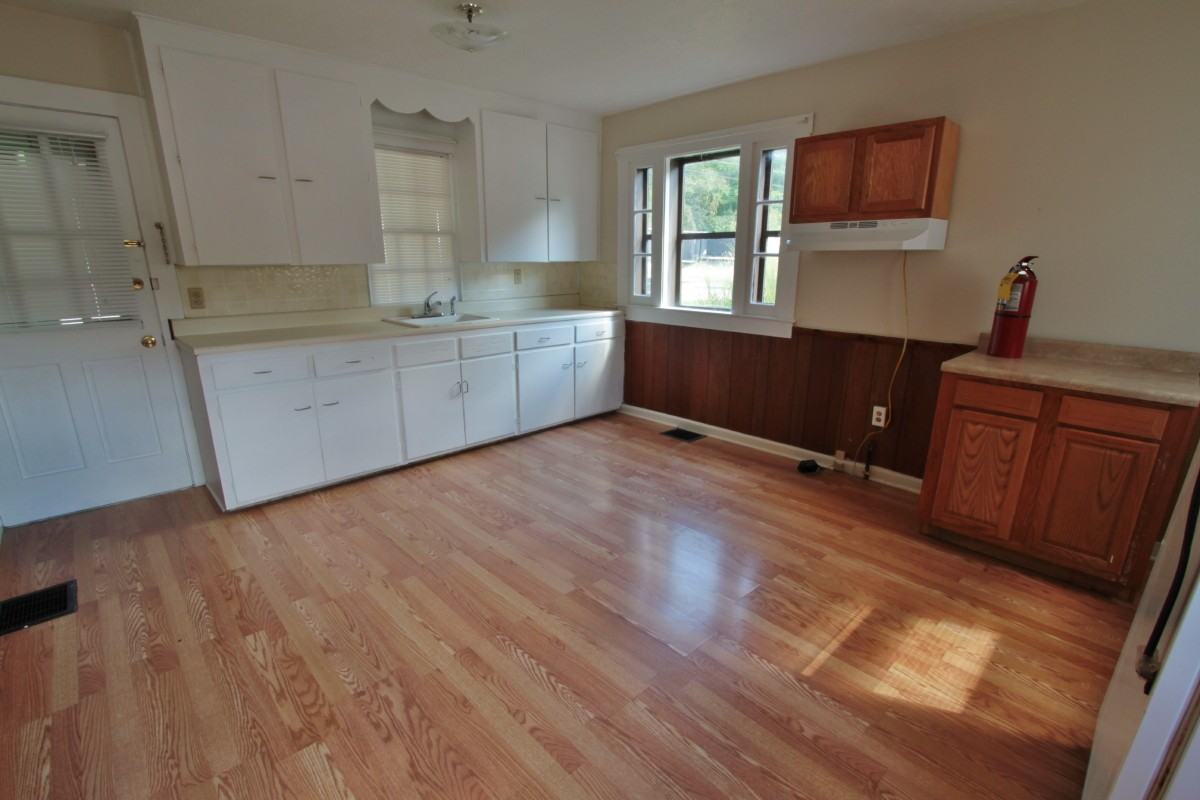 2970 Dillon School Dr - Photo 2 of 8