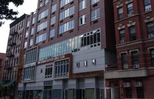 Arabella 101 - Photo 2 of 5