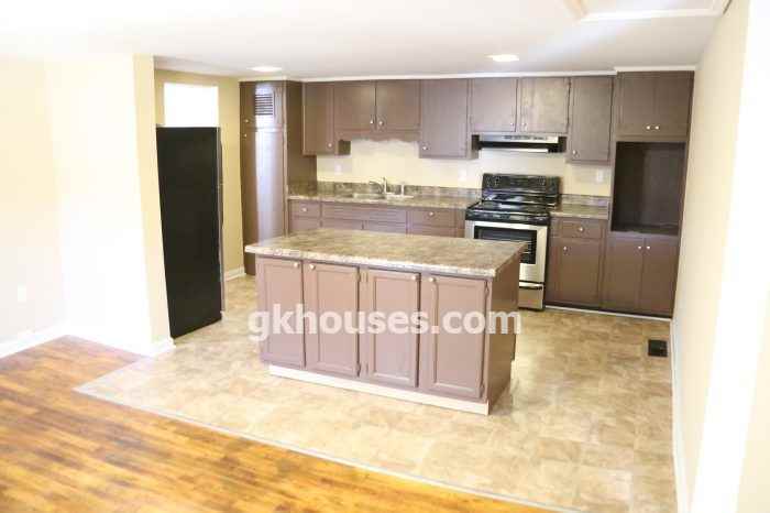 532 8th Ave NE - Photo 3 of 27