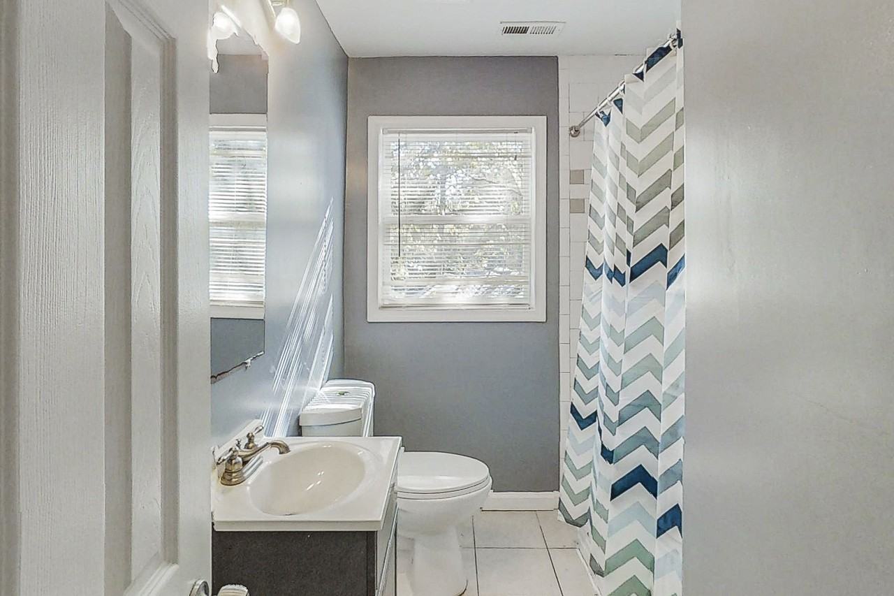 Harlan Dr - Photo 2 of 9