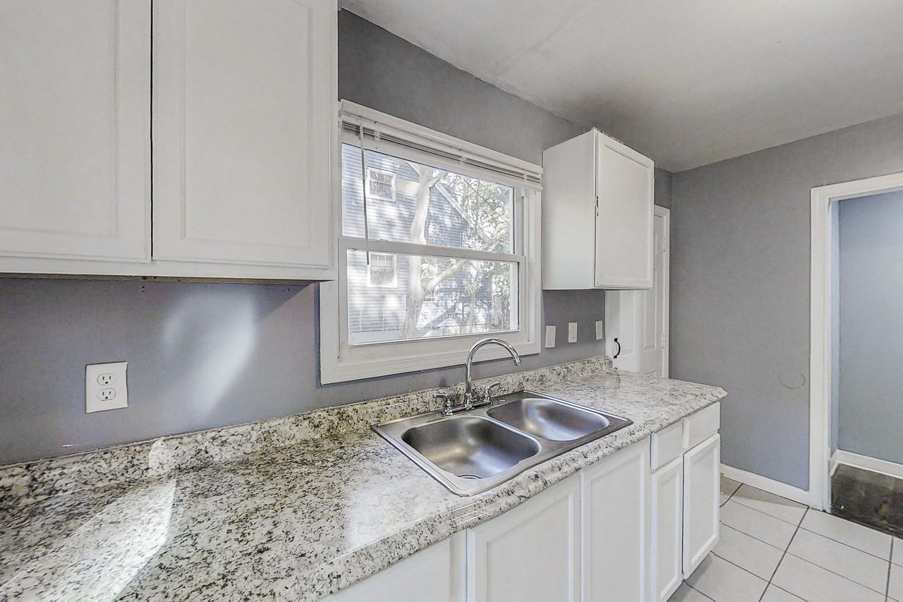 Harlan Dr - Photo 3 of 9