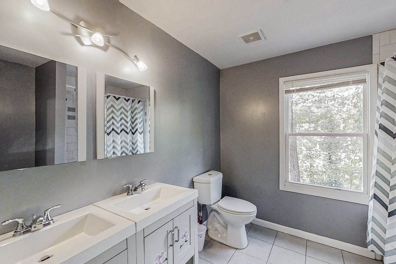 Harlan Dr - Photo 6 of 9