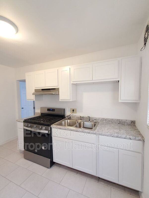 1841 Jermain Dr - Photo 2 of 24