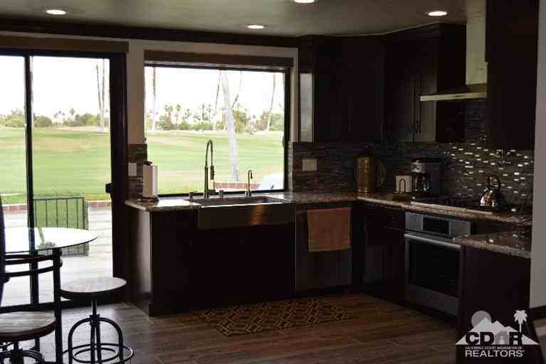 19 Medina Way - Photo 2 of 20