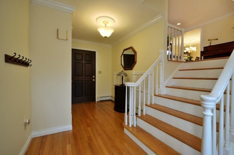 163 Grant Ave #TOTA - Photo 2 of 25