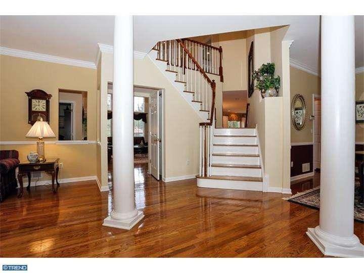 5 Cascade Ct - Photo 2 of 25