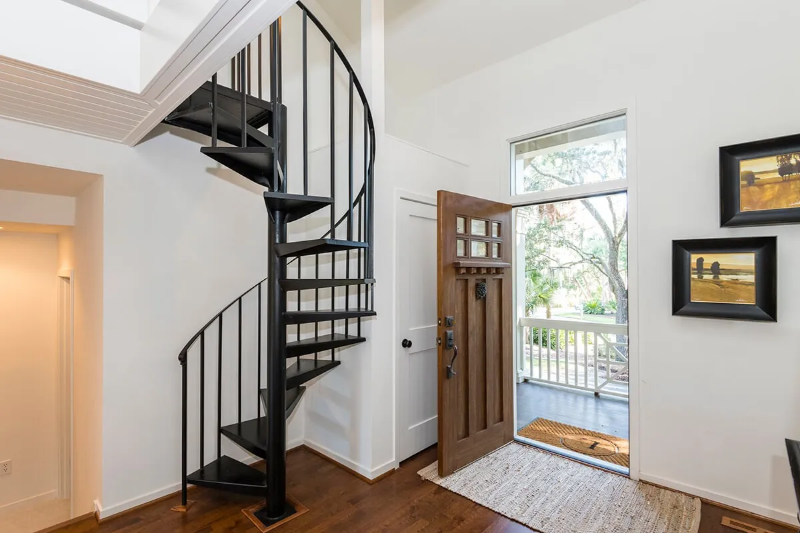 166 Marsh Island Dr - Photo 4 of 29