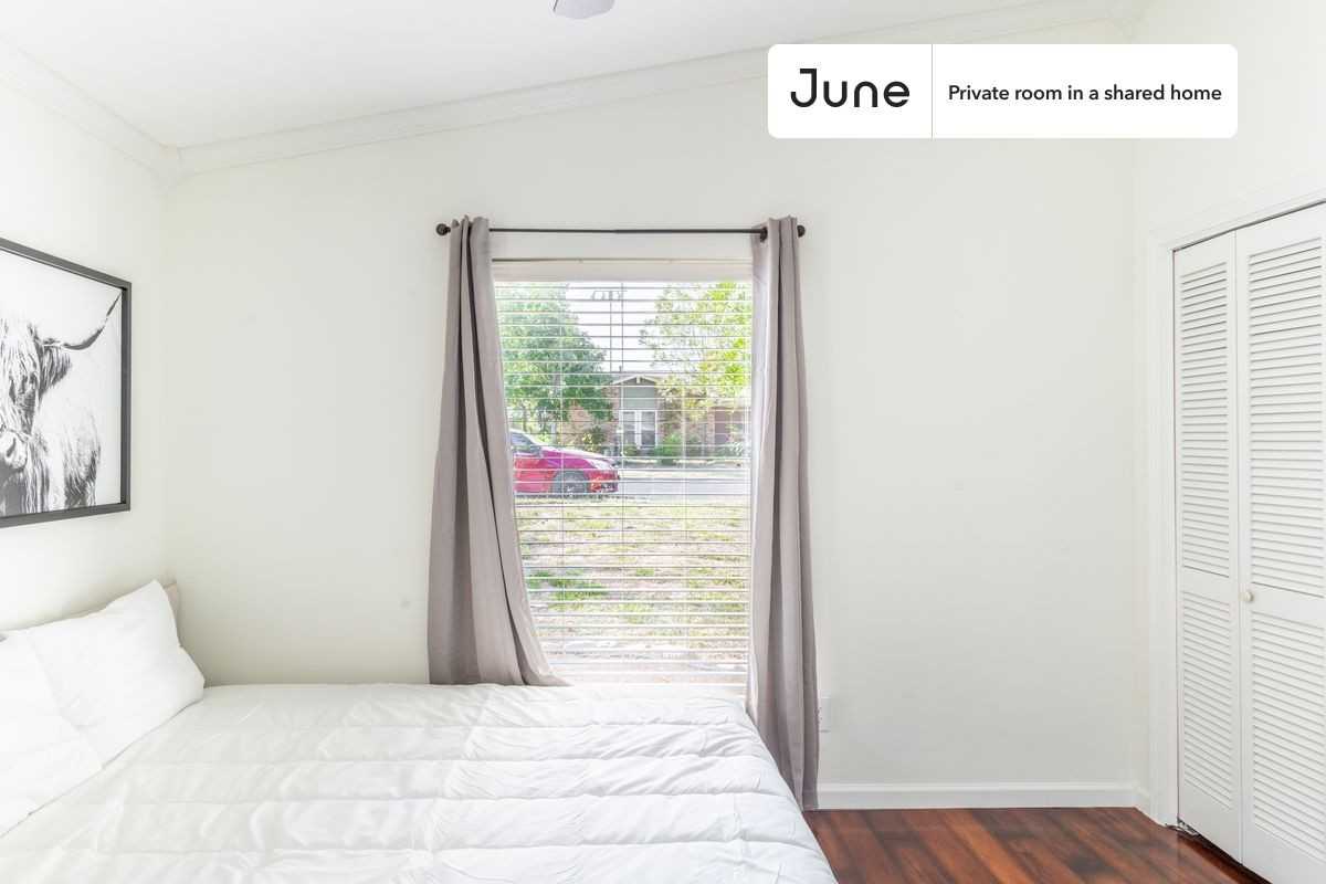 9803 Chukar Cir #A - Photo 5 of 27