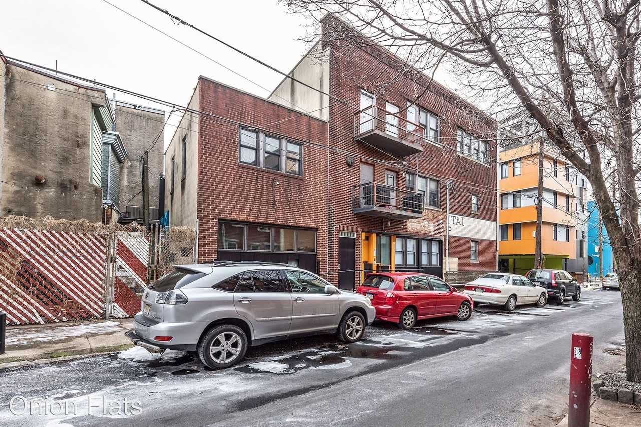 144 W Laurel St - Photo 2 of 14