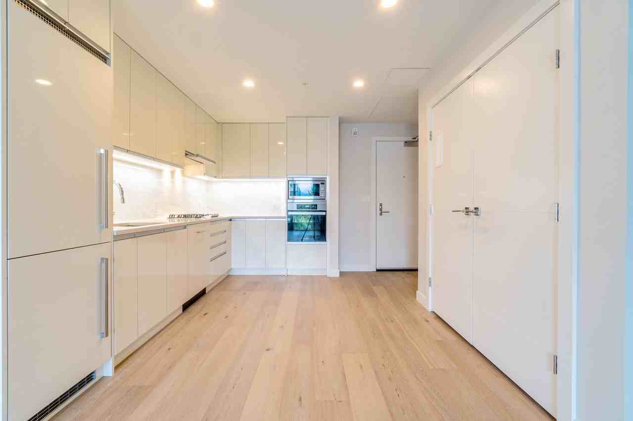 528 West King Edward Avenue ##208 - Photo 3 of 24