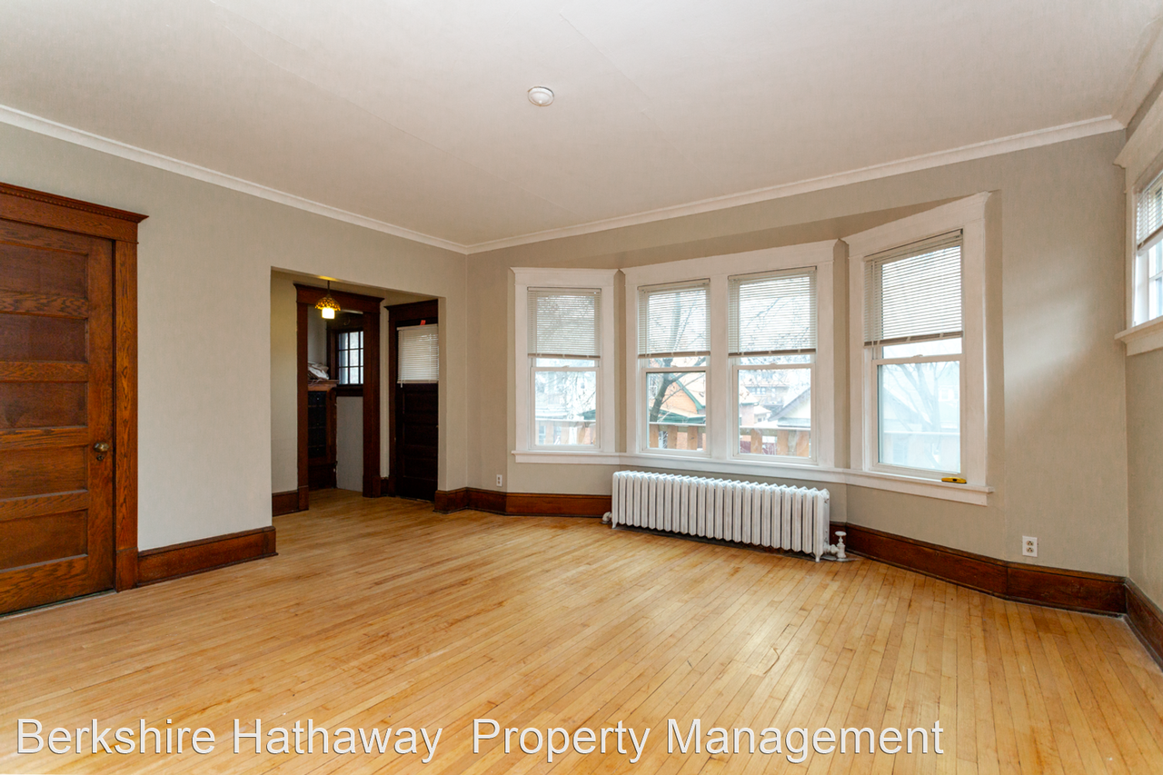 1117-1119 S. 28th Street - Photo 2 of 17