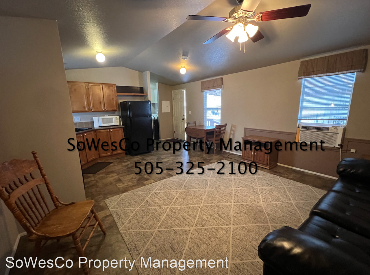 2913 E 18th St - Photo 2 of 8