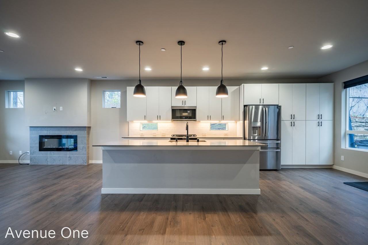 22415 69th Pl W - Photo 3 of 29