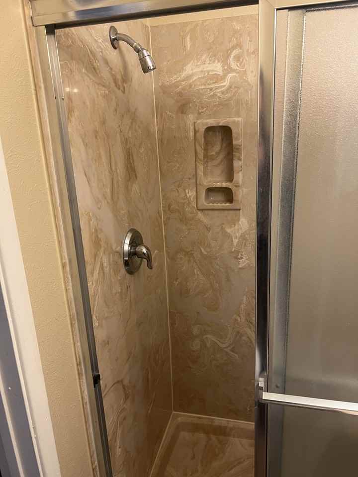 1410 Girard Blvd Ne - Photo 6 of 20