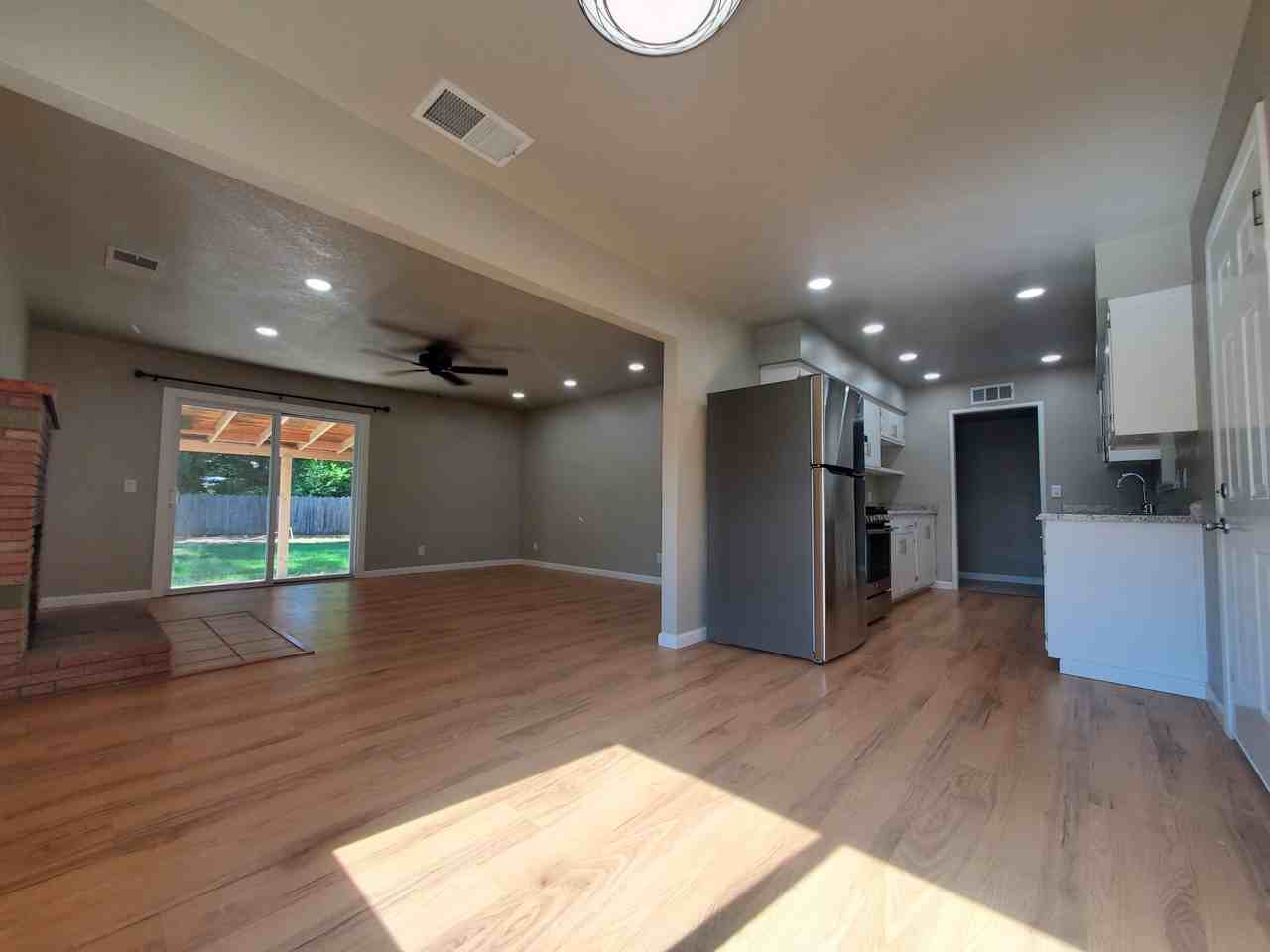 1181 East Ave - Photo 3 of 21