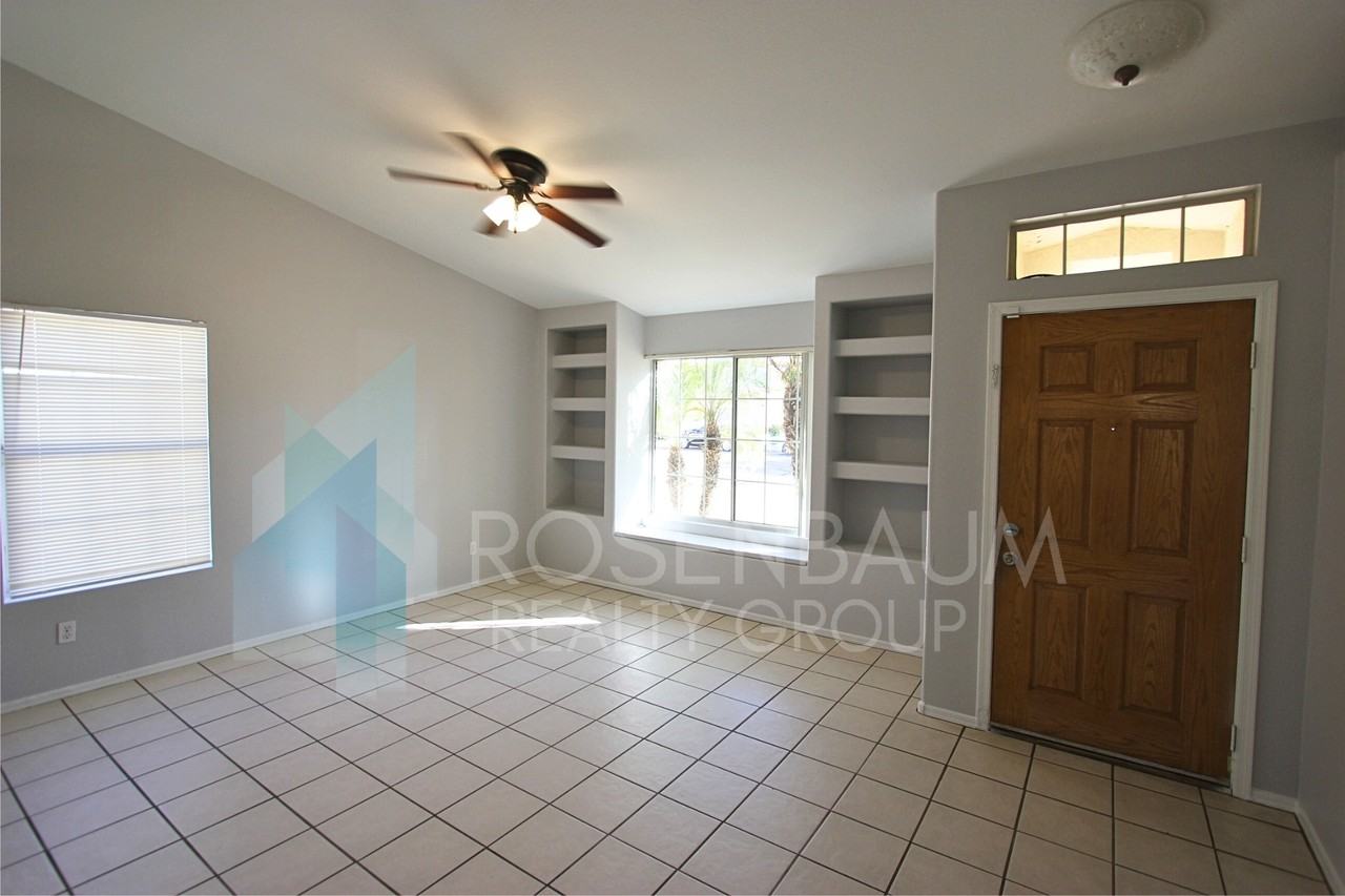 10326 W Missouri Ave - Photo 2 of 11