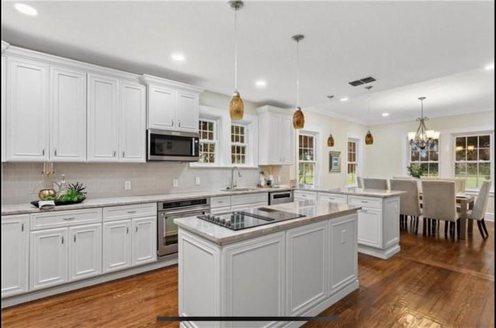 210 N Betty Ln - Photo 3 of 18