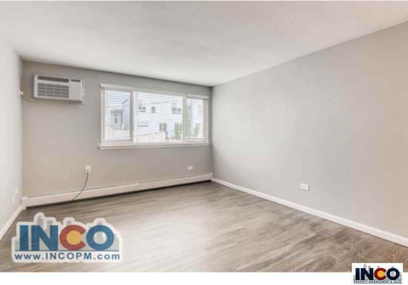 1555 Grove Street - Photo 6 of 19