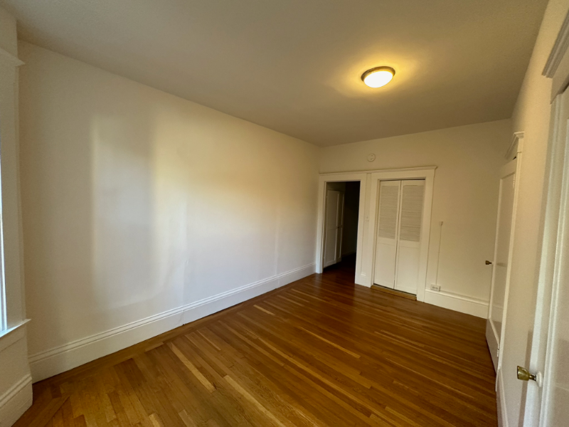 2020 Franklin St #4 - Photo 2 of 12