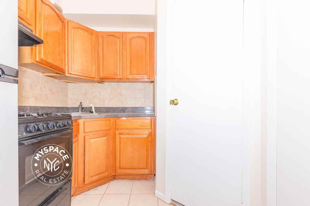 1106 Bushwick Ave #4R - Photo 2 of 7