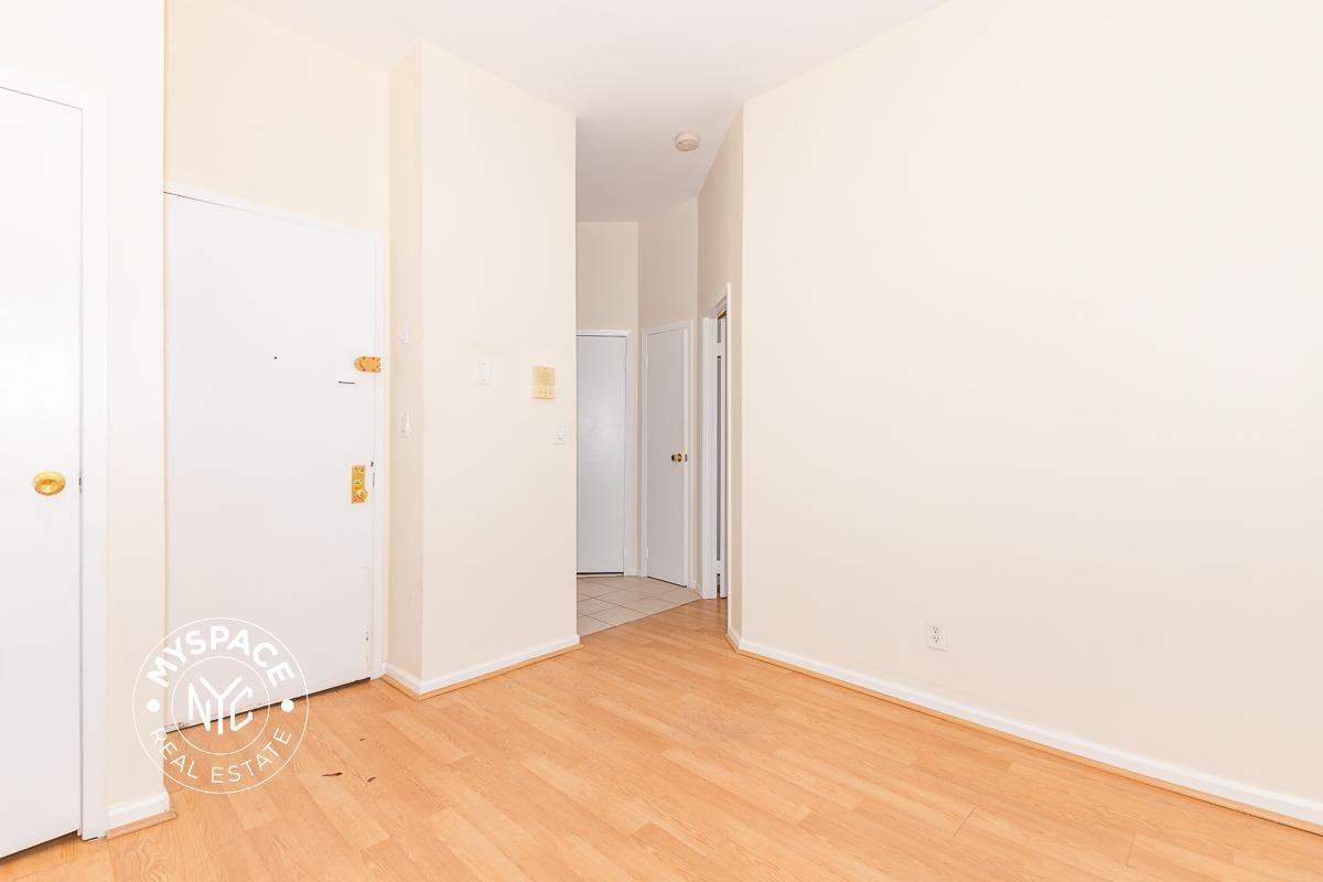 1106 Bushwick Ave #4R - Photo 3 of 7