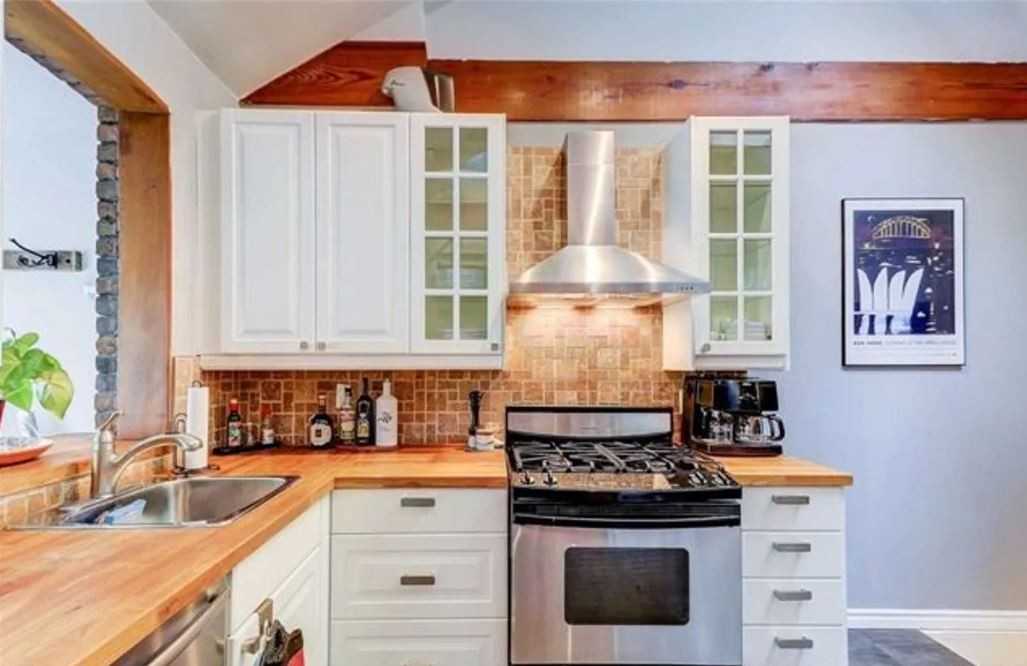 170 Hiawatha Rd - Photo 2 of 37