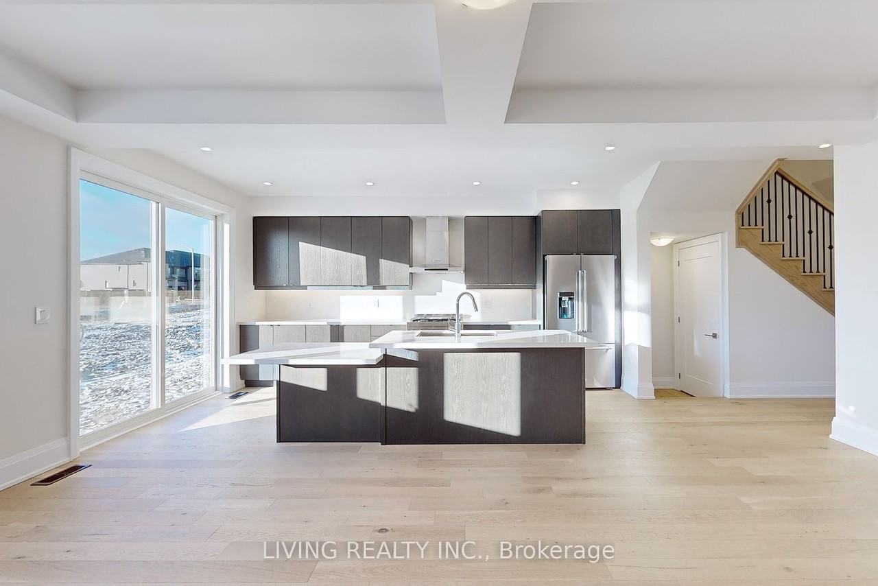 33 Schmeltzer Crescent - Photo 2 of 7