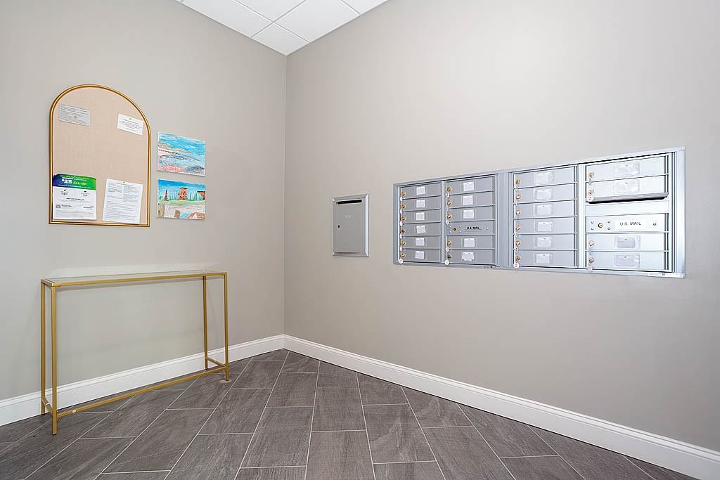 882 Massachusetts Ave - Photo 6 of 10